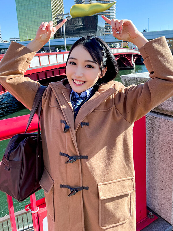 ＜素人＞ 現役ロリ天使 男子の間で有名なFcup帰宅部 未成熟ミルク色...