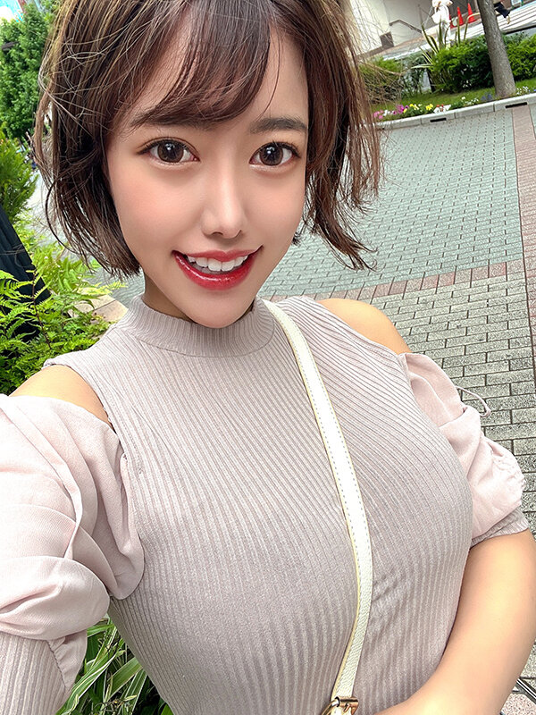 ＜素人＞ 素人JD【限定】さえちゃん22歳 男たちからの視線を一気に集...