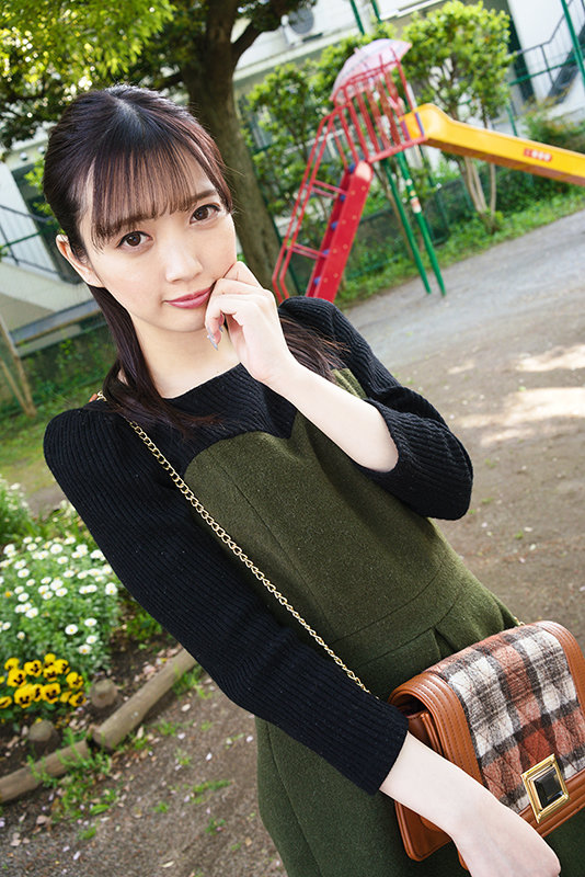 ＜素人＞ 乳頭が長いことがコンプレックスの女の子 つむぎ ～一年中フル...