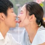 ＜素人＞ ザ・マジックミラー 顔出し！女子大生限定 徹底検証！友達同士の男女が2人っきりの密室で初めてのずぅーっとディープキスに挑戦！ 2 舌を激しく絡めあうベロキス接吻で理性がトロけたリア友の素人大学生は友情よりも性欲を選び濃厚ベロチューSEXしてしまうのか！？ in池袋 『FANZA』