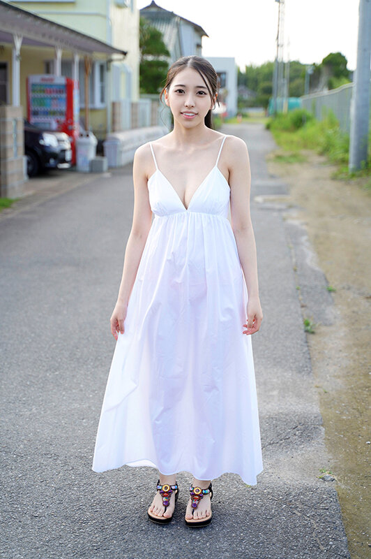 ＜素人＞ 【よそ者は好物】ユミさん（22）一晩だけ泊めてくれませんか？...