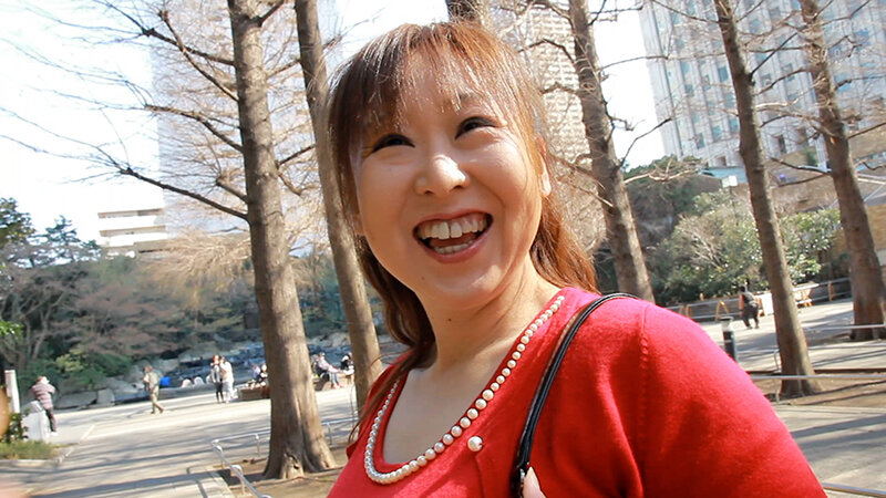 ＜素人＞ とにかく明るい笑顔の介護士さん！彼氏の要求はなんでも聞いてし...