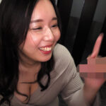 ＜素人＞ デリ嬢に扮した塚田詩織が自慢のJカップ爆乳で素人男性にフルサービス！！ 『FANZA』