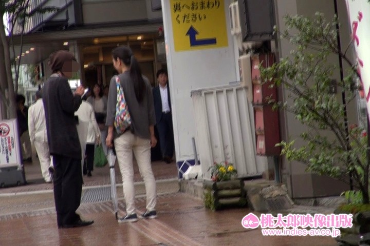 ＜素人＞ ミセスハント 美魔女ナンパの旅 in 金沢・銀座 『FANZ...