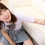 ＜素人＞ 男女の友情は成立するのか！？リアル素人女子●生限定！ ラップ1枚隔てて男友達チ○ポに素股体験させちゃいました♪ 『FANZA』