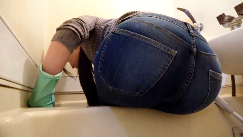 ＜素人＞ ご近所おばさんのピタパン尻にデカチン即ハメ！ 2 強引な挿入...