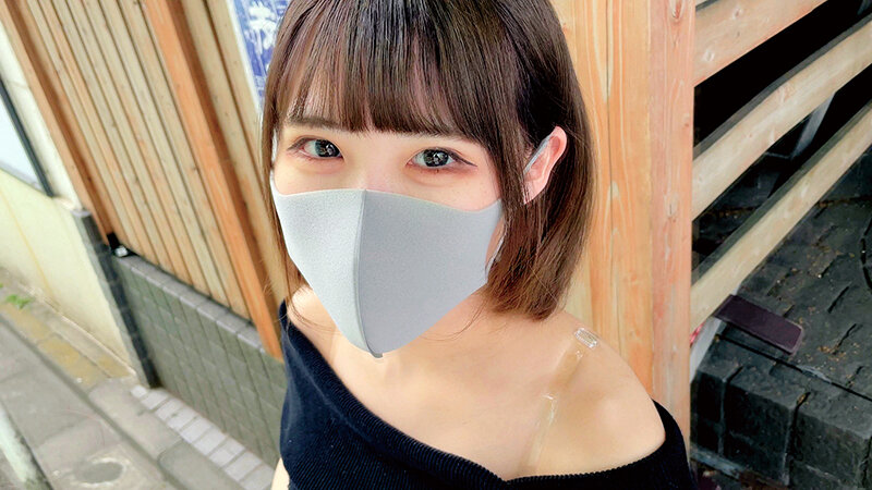 ＜素人＞ ※コンドーム一切無し※19歳スケベ剥き出し温泉旅行※最高のパ...