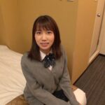 ＜素人＞ 初心で可愛い女子校生を電マやカチカチの18センチ位のデカチンで寸止めしたり有無を言わさずズボっと挿入したりして驚き戸惑っていても「ラップ越しなら…」なんて優しいく受け入れてくれる乙女の言葉に甘えてやりたい放題！ その2 『FANZA』