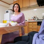 ＜素人＞ 欲求不満の妻をデカチンの部下と2人きりにしてみたら（16） 『FANZA』