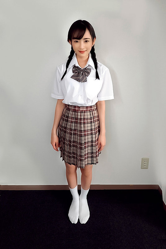 ＜素人＞ 素人ヘアヌード大図鑑～十代の無毛な制服美少女編 『FANZA...