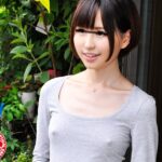＜素人＞ 偶然見かけた貧乳女子がまさかのノーブラ！？見られる事に興奮した彼女の敏感乳首はビンビンに立っていて… 3 『FANZA』