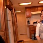 ＜素人＞ 全国熟女捜索隊 田舎に泊まろう！甲斐小泉編 『FANZA』