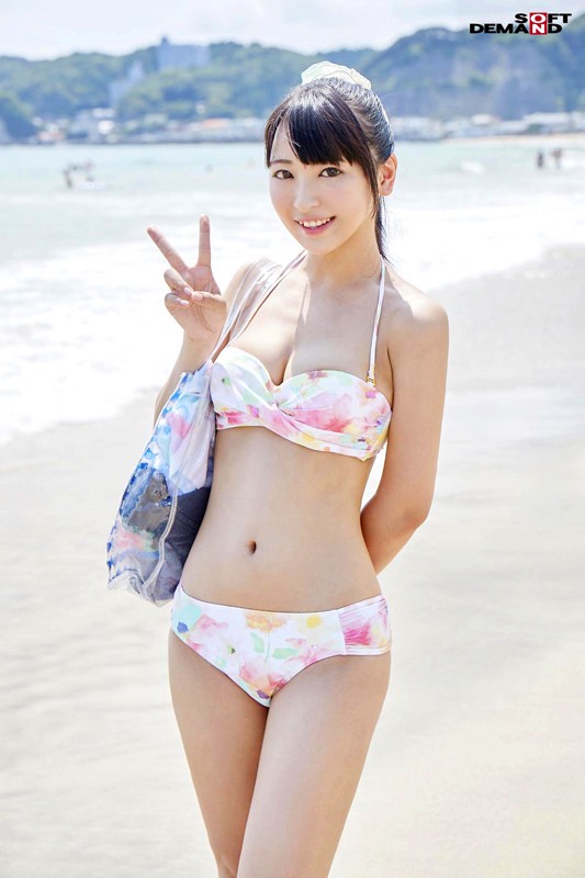 ＜素人＞ 厳選真正中出し！素人美女7名が生SEXで何度も激イキ絶頂して...