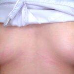 ＜素人＞ 発情したら止まらない！我慢できない素人娘の緊迫トイレオナニー 『FANZA』