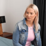 ＜素人＞ 侍チ○ポ斬り！パツキン美女をナンパ中出しSEX シャローン・ホワイト 『FANZA』