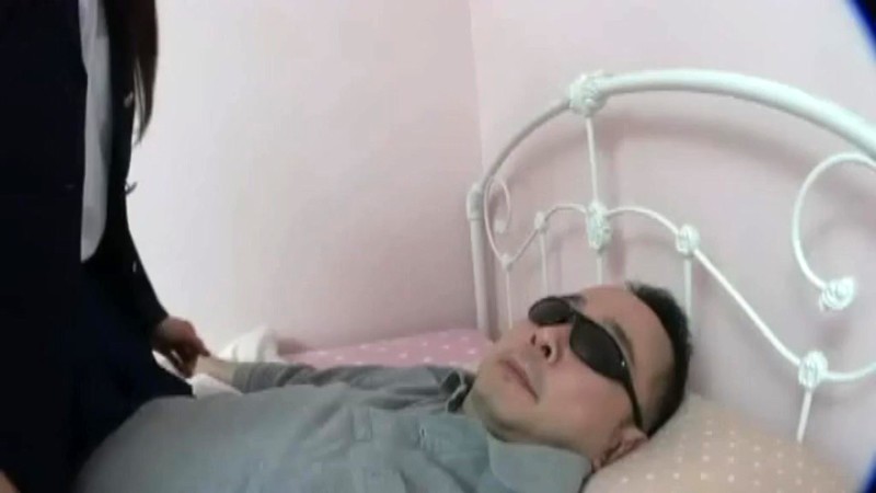 ＜素人＞ 顔舐めマニア 2 『FANZA』