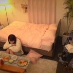 ＜素人＞ カップル盗撮 帰りが遅い彼氏に嫉妬爆発！浮気チェックでヤンデレ彼女が拘束ドS攻め 『FANZA』