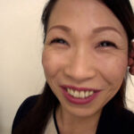 ＜素人＞ 遊びを知らない真面目な熟女が初めてのAVで見せる濃厚SEX！ 『FANZA』