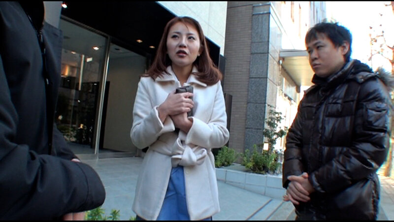 ＜素人＞ お昼休みの短時間でインタビューに答えもらえば高額報酬！OLの...