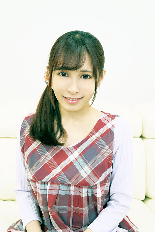 ＜素人＞ 可愛い保育士さん！童貞クンにオッパイ吸わせてもらえませんか？...