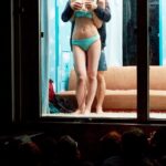 ＜素人＞ 夏編！逆転マジックミラー号 「素人娘たちの大胆SEXを生で見たくないですか？」大人数に見られているとは知らずに激イキ姿を大胆に披露！ パート3 『FANZA』