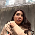 ＜素人＞ 街行く綺麗な巨乳若妻にインタビュー！怪しむ若妻も性欲旺盛！？欲求不満！？そんな若妻にエッチな質問して巨チンをみせつけたら… 『FANZA』