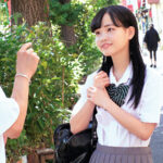 ＜素人＞ カワイイ女子●生が指3本奥までブッ挿しマン汁垂れ流し自撮りオナニー！ららちゃん みいなちゃん 『FANZA』