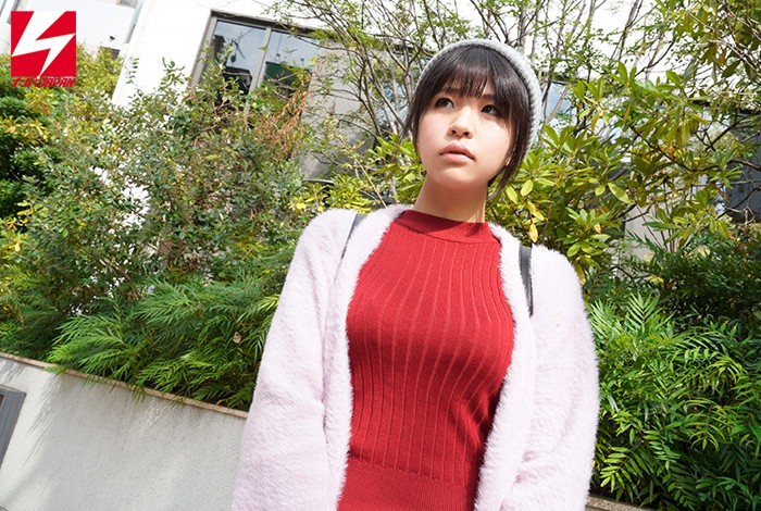 ＜素人＞ 出会い系で見つけた神待ち巨乳娘ナオちゃん（Gカップ）を囲って...