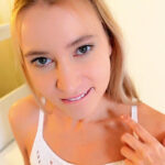 ＜素人＞ 個人撮影 金髪素人自画撮りオナニー投稿映像10人vol.02 『FANZA』