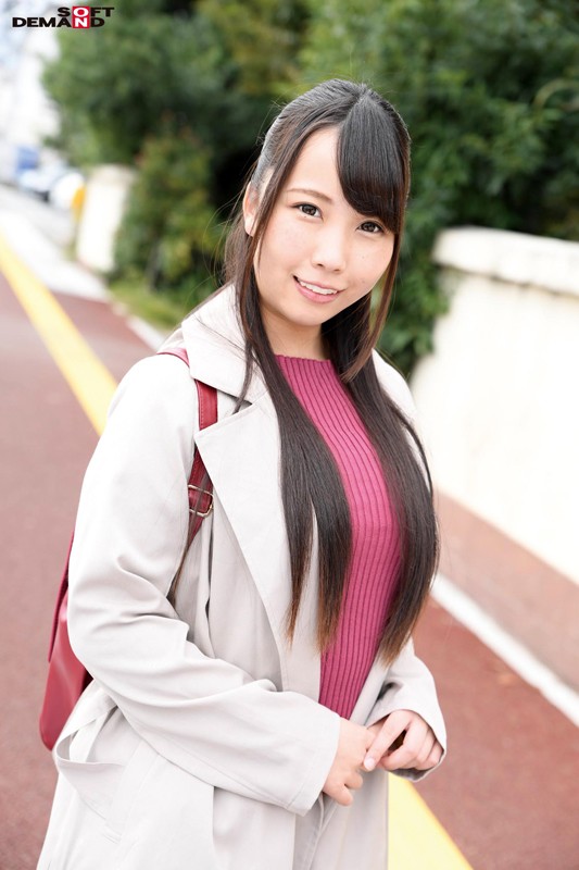 ＜素人＞ マジックミラー号で口説けなく下車したガードの固い素人娘が超強...