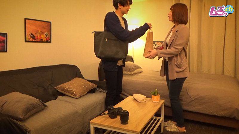 ＜素人＞ 素人男子のちんログ。Vol.3 敏感乳首な大学生ハヤトくん（...