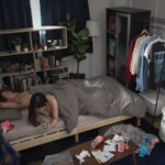 ＜素人＞ ニンゲン観察 人のモノを欲しがり寝取る魔性のドスケベ女の罠に堕ち、頭では後悔していてもチ〇ポギンギン！初めての浮気でおかわり生ハメ中出しSEX 『FANZA』