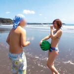 ＜素人＞ ぷるぷる巨乳の水着美女の皆さん！！火照った敏感肌でドデカち●ぽを素股してくれませんか？素人娘の恥らいま●こに大量中出し編 in湘南ビーチ 『FANZA』