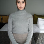 ＜素人＞ 某有名芸能人の娘は処女。顔は清楚なお嬢様系美少女なのに、体は卑猥なデカ尻ムチコロボディというギャップにキュン。根本佳澄（20歳） 『FANZA』