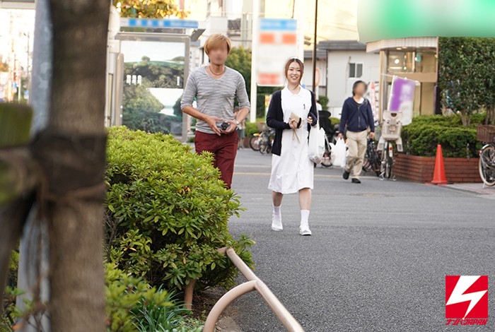 ＜素人＞ 真面目で超優しそうな歯科衛生士あやみさん（22才）をナンパし...