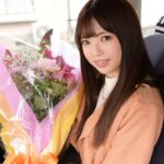 ＜素人＞ デビュー1周年記念！素人男性解禁！上着脱いだら5秒で即密着～願望を叶えようと全力ご奉仕ファン大大大感謝祭スペシャル 槙いずな 『FANZA』