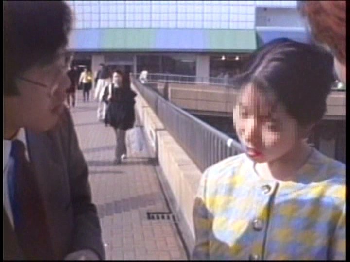 ＜素人＞ 土下座人妻ナンパ特別編 再編集ロングヴァージョン豪華版240...