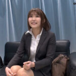 ＜素人＞ 一流企業で働くエリートOL【まなみ】さん マジックミラー号 「下着メーカーのモニター調査」と称して生おっぱいをモミモミしながらインタビュー 清純そうな見た目からは想像もつかない超ドえろ発言連発！敏感な美乳をもみほぐされて激ピストンでイキまくり！ 『FANZA』