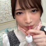 ＜素人＞ 【潮吹き大洪水！清楚な見た目でお股グショグショJDと円光性交】将来有望過ぎる逸材！エグい潮吹き量の清楚系超カワ女子大生がオジさんチ○ポにイキ狂う♪ソファもベッドもビチャビチャ体液まみれ交尾3射精！！！【￥￥￥♯メイ♯20歳♯大学生♯005】 『FANZA』