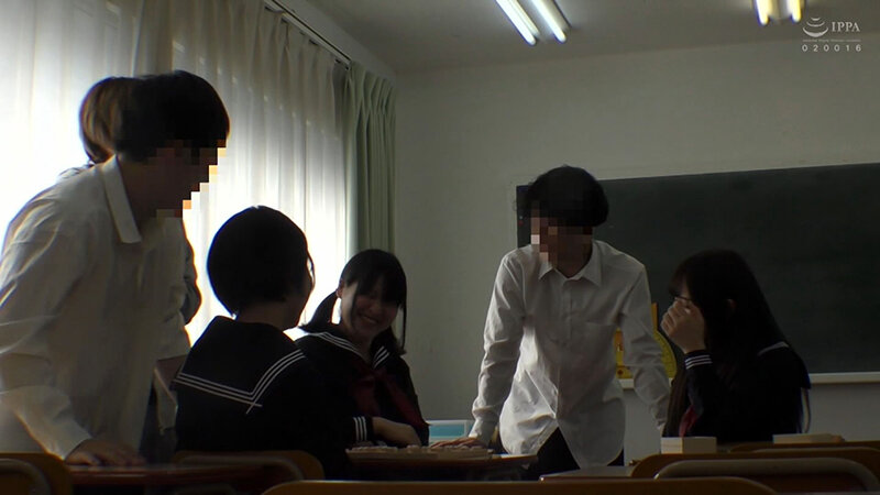 ＜素人＞ 疑わしきは女●●生を性裁！！イラマ×スパンキング×中出し 天...