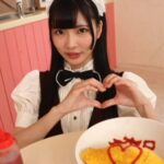 ＜素人＞ 頼まれると断れないメイドさんは断れずに、男性におしっこをかける過剰サービス！さらに敏感体質で大量潮吹き！ 『FANZA』