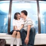 ＜素人＞ 一般男女モニタリングAV マジックミラーの向こうには再婚したての母親！女子校生の娘と新しいお父さんが2人っきりの密室で1発10万円の連続射精SEXに挑戦！ 5 生ハメの快感を知った未成年マ○コと若い身体に触れ興奮した義父チ○ポの人生初の中出しは1発だけじゃ終わらない！ 『FANZA』