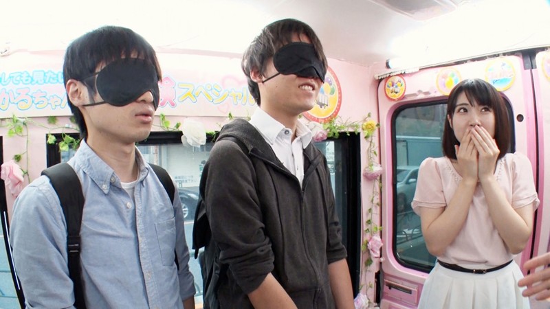 ＜素人＞ ディープス専属素人娘・ひかるちゃん（18歳） マジックミラー...