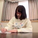 ＜素人＞ 地味でオタクなメガネ女子が来たので面接からの流れでAV撮ってみた件5 ゆうは 『FANZA』