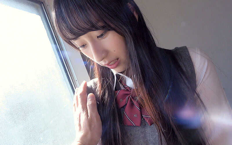 ＜素人＞ 制服 個人撮影 天使のマン娘 小顔でムチ尻ムチ巨乳 エロアニ...