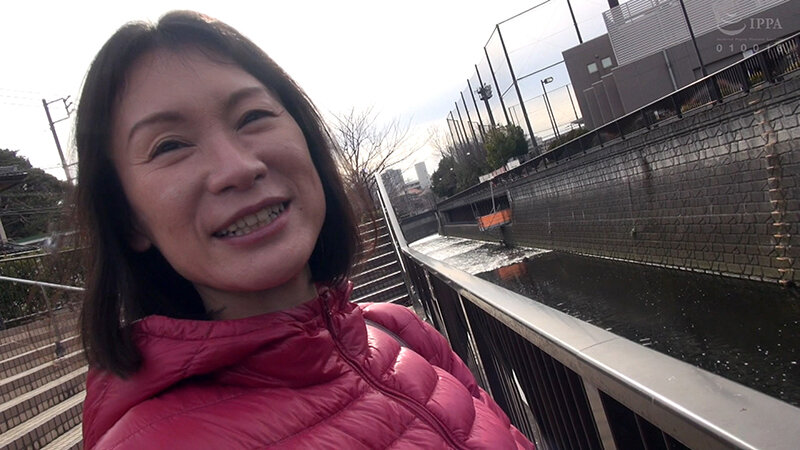 ＜素人＞ 普通は出来ないSEXをしたいとAVに応募して来た五十路熟女の...