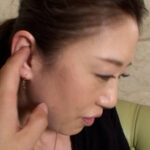 ＜素人＞ ごく普通の奧さんが豹変！激変！狂い咲き！快楽に目覚めた熟女の欲求不満淫乱SEX！ 『FANZA』