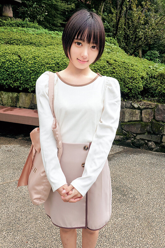 ＜素人＞ ショートヘアがキュート//引き締まったスレンダーボディ//ス...