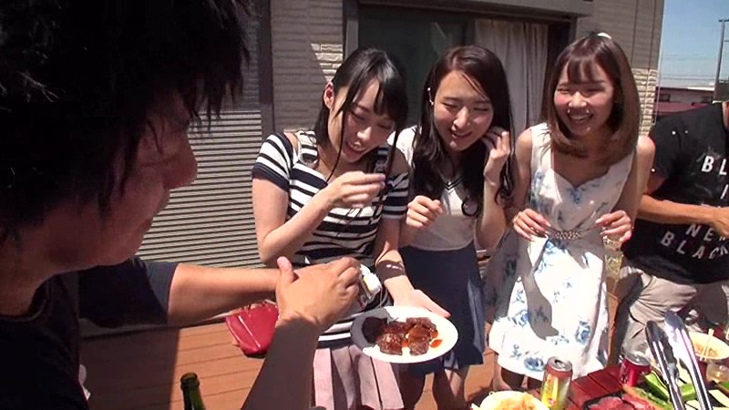 ＜素人＞ 彼女が大学のサークル飲み会で撮った時のビデオらしく、そこに酔...