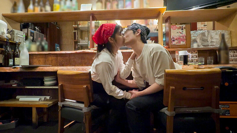 ＜素人＞ 素人流出動画 居酒屋 はるのさん21歳 NTR 『FANZA...